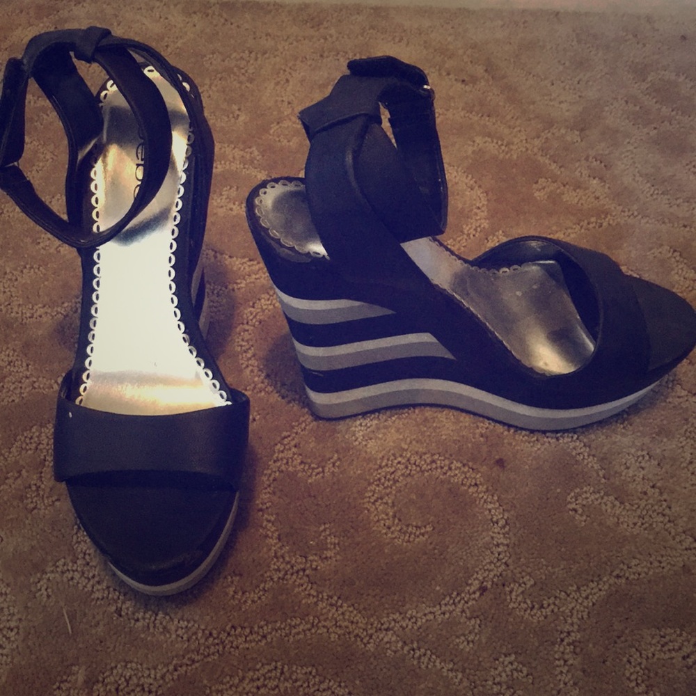 Bebe shoes